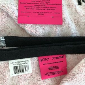 Betsey Johnson Accessories - Betsey Pink Lace 🌸 Towel Set Betsey Johnson Accessories - Betsey Pink Lace 🌸 Towel Set